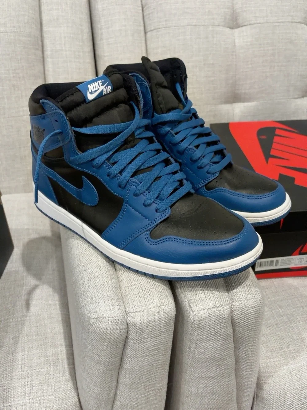 Nike Air Jordan 1 High Men's Dark Marina Blues